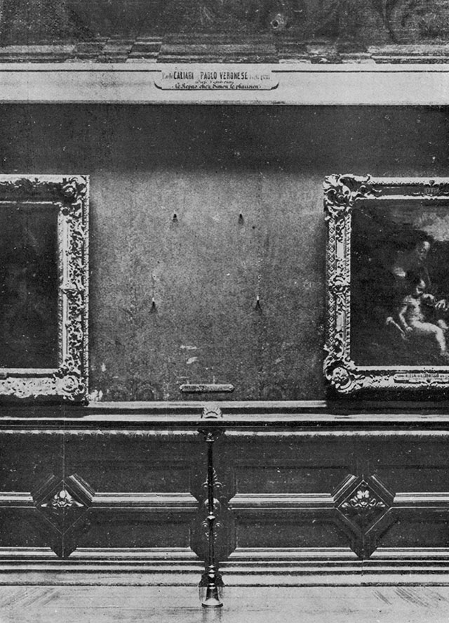 1911年、ルーヴル美術館での盗難から2年3ヶ月後に回収された「モナ・リザ」