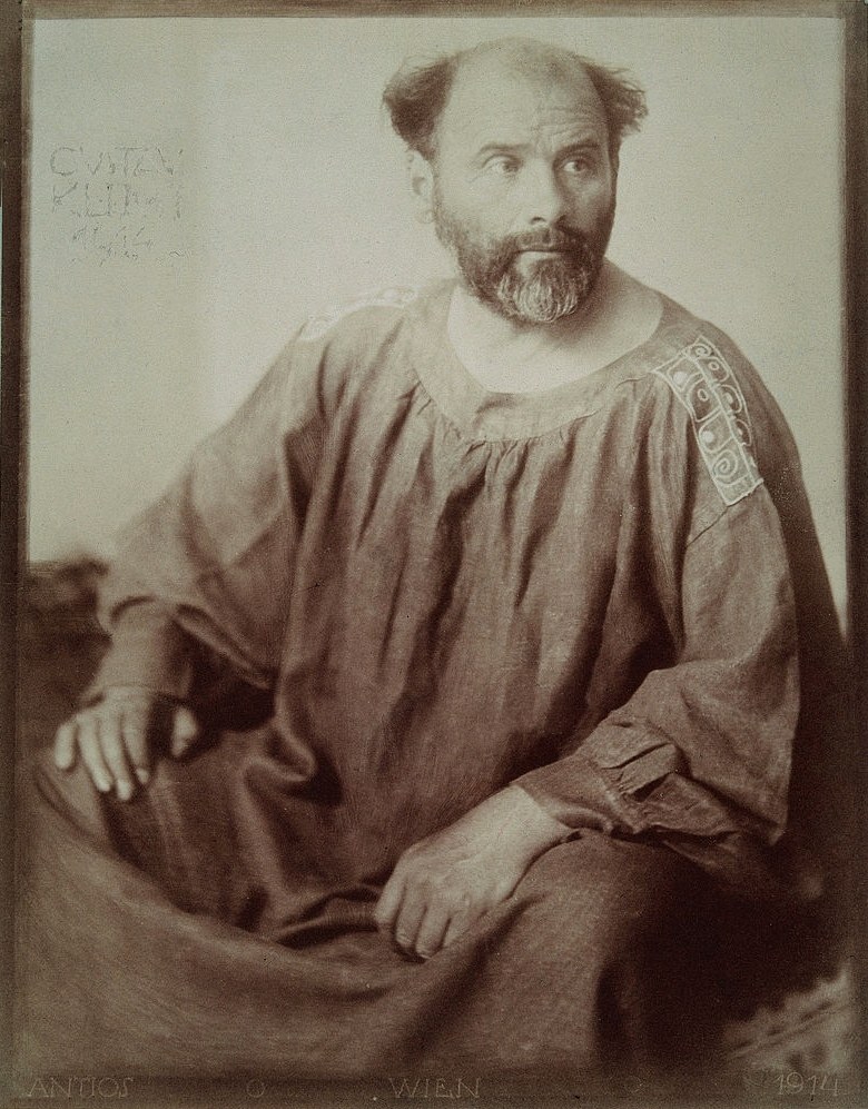 グスタフ・クリムト(写真、1914年頃)ウィーン出身の象徴主義・アール・ヌーヴォー画家