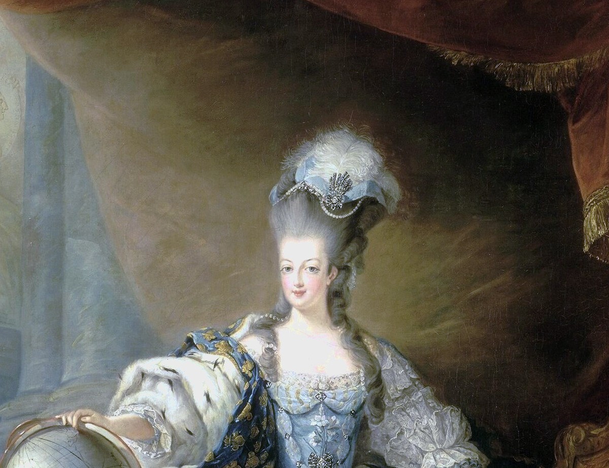 ゴーティエ=ダゴティ「マリー・アントワネットの肖像」(1775年)上半身の部分——盛り髪とレースの胸元
